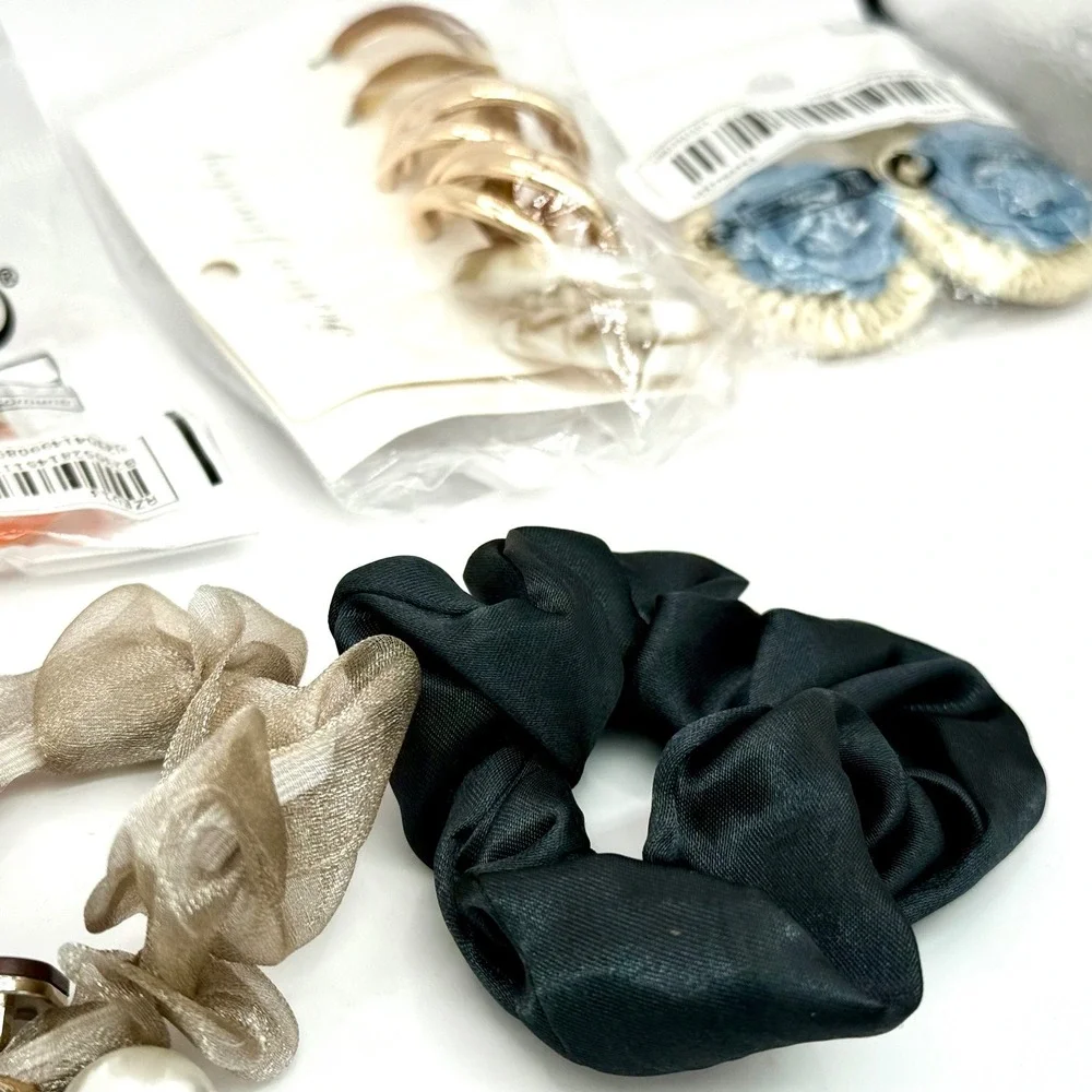 New Women's Hair Accessories Lot 16pcs – Scrunchies, Hair Ties, Earrings & Clips
